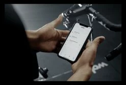 Vélo D'Intérieur Wahoo Fitness Kickr Bike -Hometrainers, Entraînement Soldes unnamed file 168