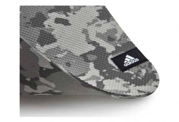Tapis De Training Adidas Training Mat Gris Camo 4 Tapis De Training Adidas Training Mat Gris Camo – Image 4