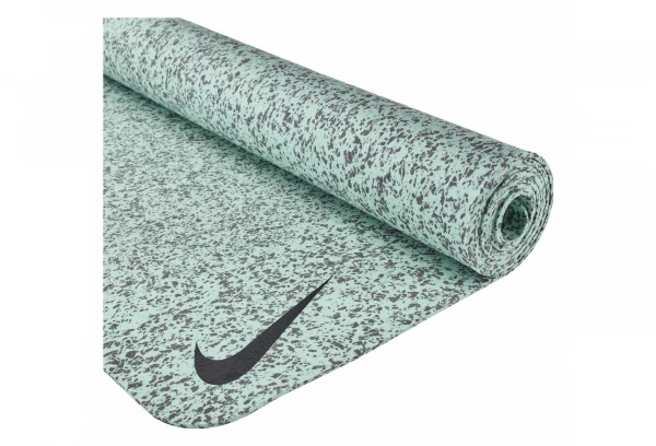 Tapis De Yoga Nike Move Yoga Mat 4mm Vert 1 Tapis De Yoga Nike Move Yoga Mat 4mm Vert