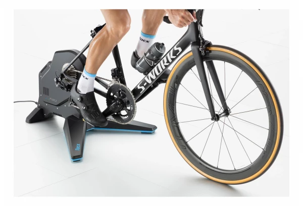 Hometrainer Tacx Flux 2 Smart 7 Hometrainer Tacx Flux 2 Smart – Image 7