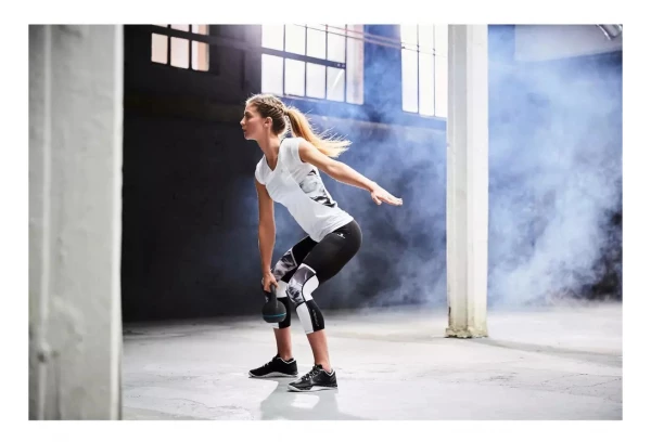 Kettlebell Domyos 6kg Noir/Bleu 4 Kettlebell Domyos 6kg Noir/Bleu – Image 4